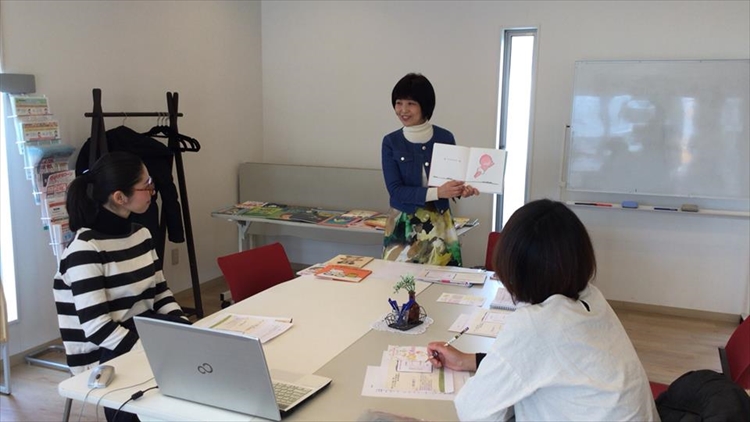 「絵本de子育て」心が育つＩＱ絵本講座〜ＩＱが上がる読み方実践編〜